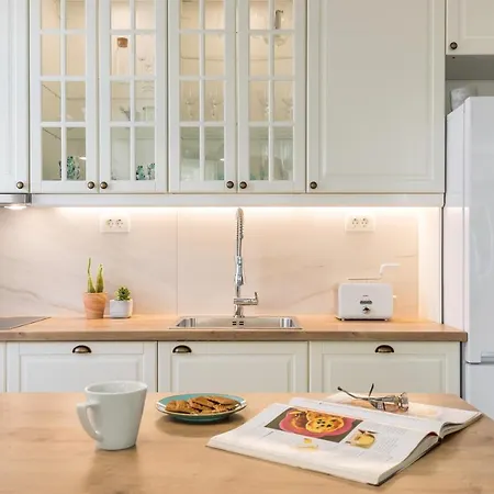 Апартаменты Charming Retreat In The Heart Of Сплит